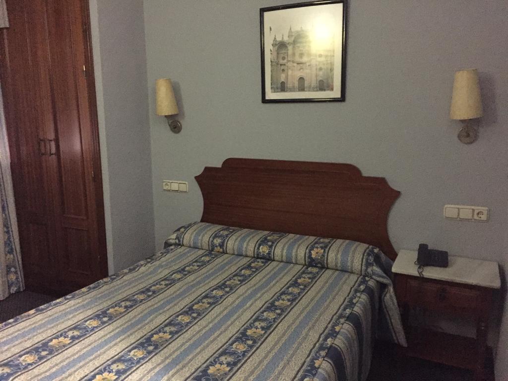 El Pilar Hotell La Carlota Rum bild